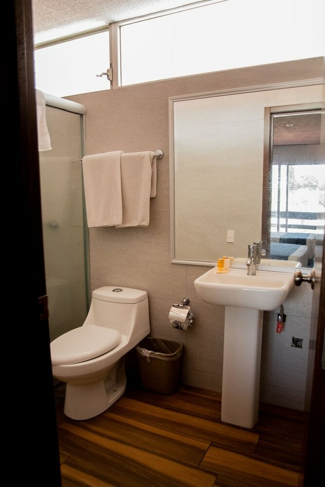 Фото Hotel Expo Plaza