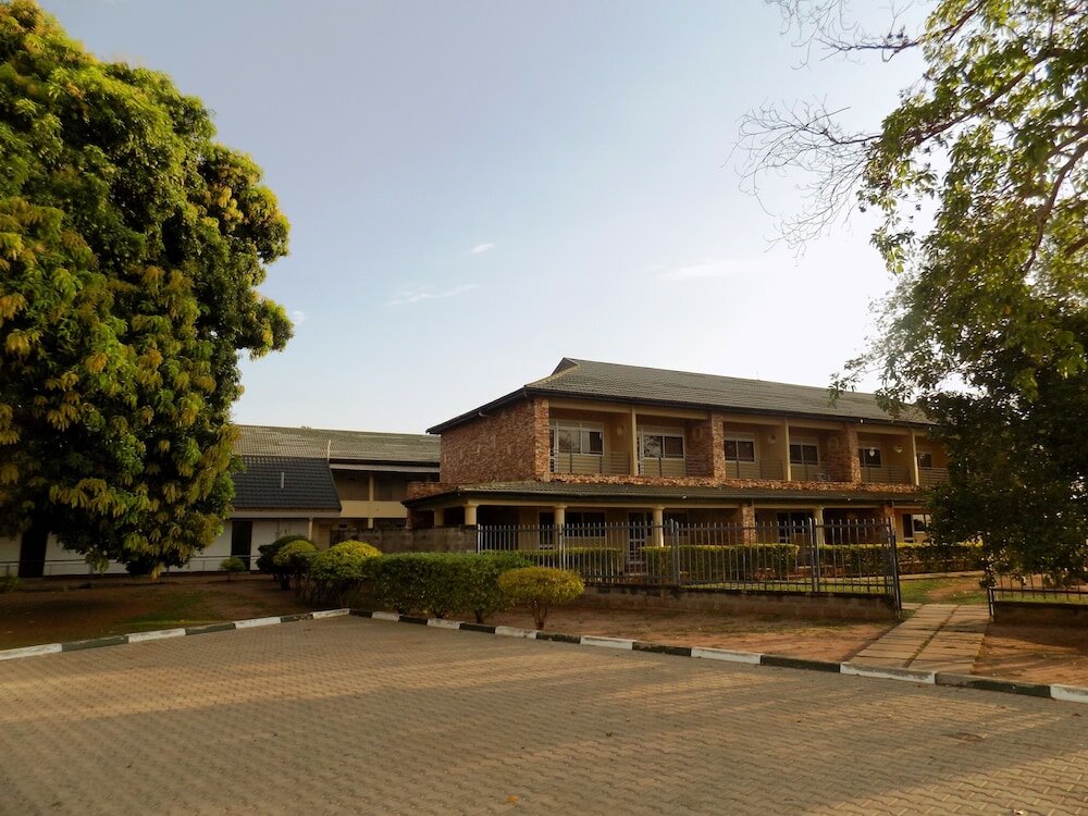 Фото Soroti Hotel