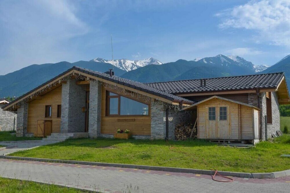 Фото Luxurious Chalet near Pirin Golf Resort