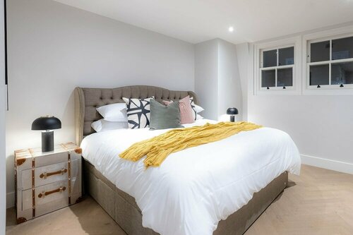 Гостиница Three Bed Apts near Spitalfields Mkt в Лондоне