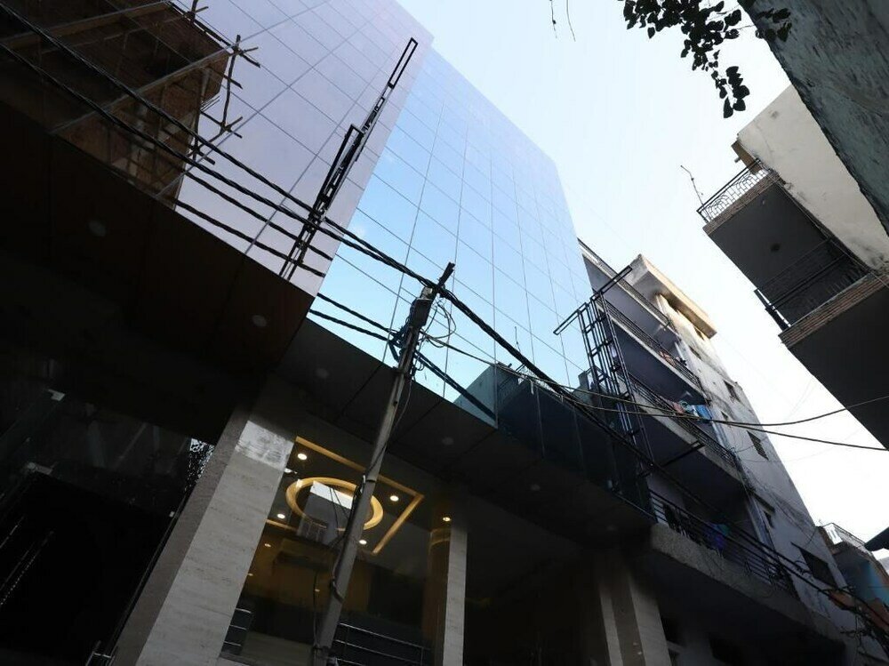 Фото отеля 2