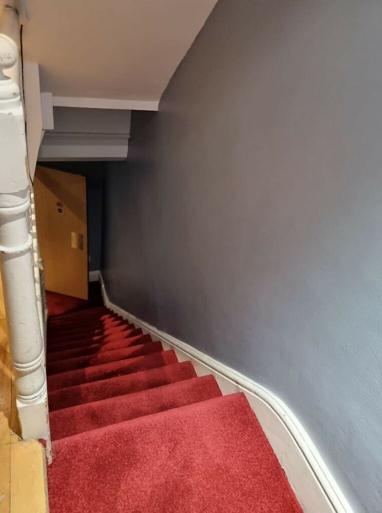 Фото 80 Inverness Terrace