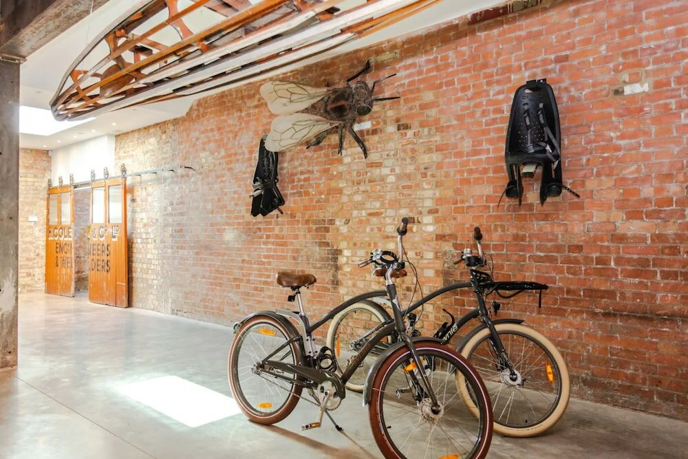 Фото Spectacularly Unique 4 Bedroom House in Bethnal Green