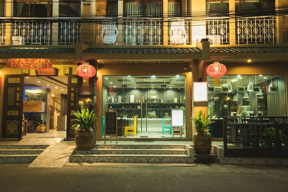 Фото отеля 1