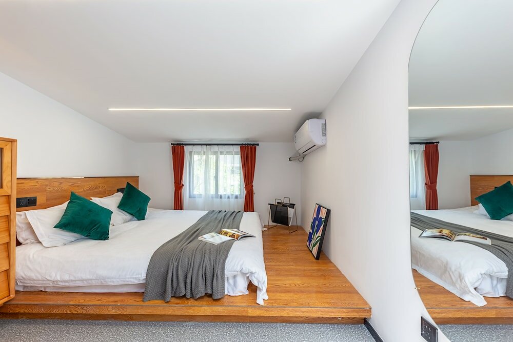 Фото Infinity Youth Hostel - Hangzhou West Lake