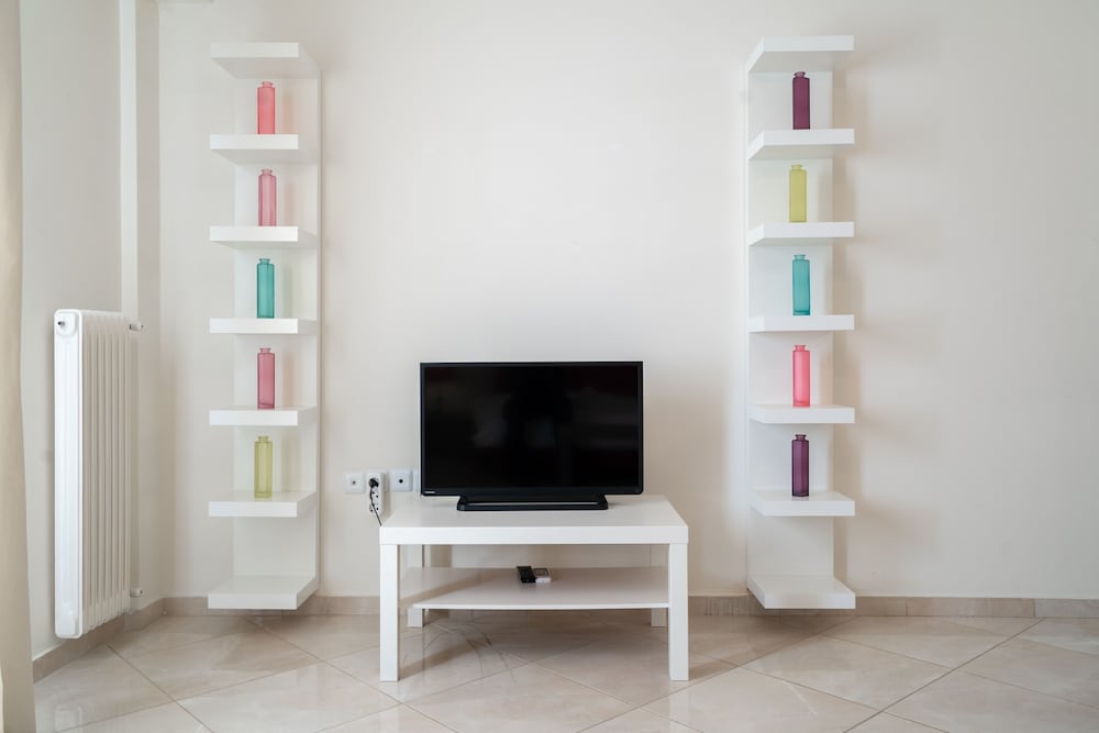 Фото Fotomara sunny and colourful apartment