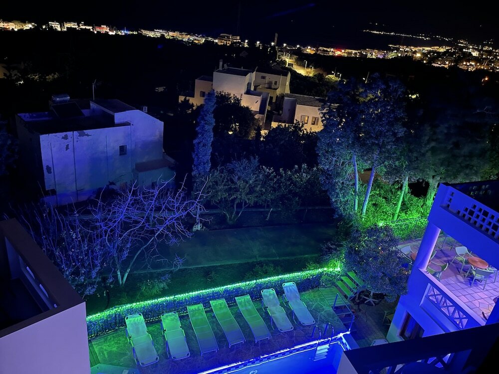 Фото Romantica Hotel Apartments