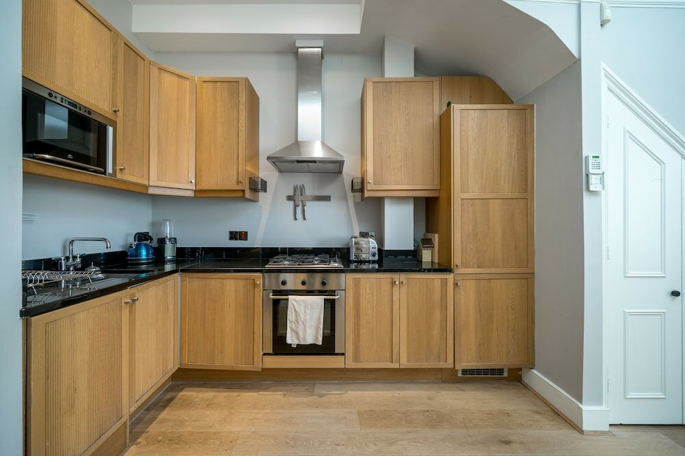 Фото Altido Captivating 1-Bed Flat In Fulham