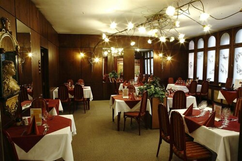 Гостиница Hotel Benczur в Венгрии