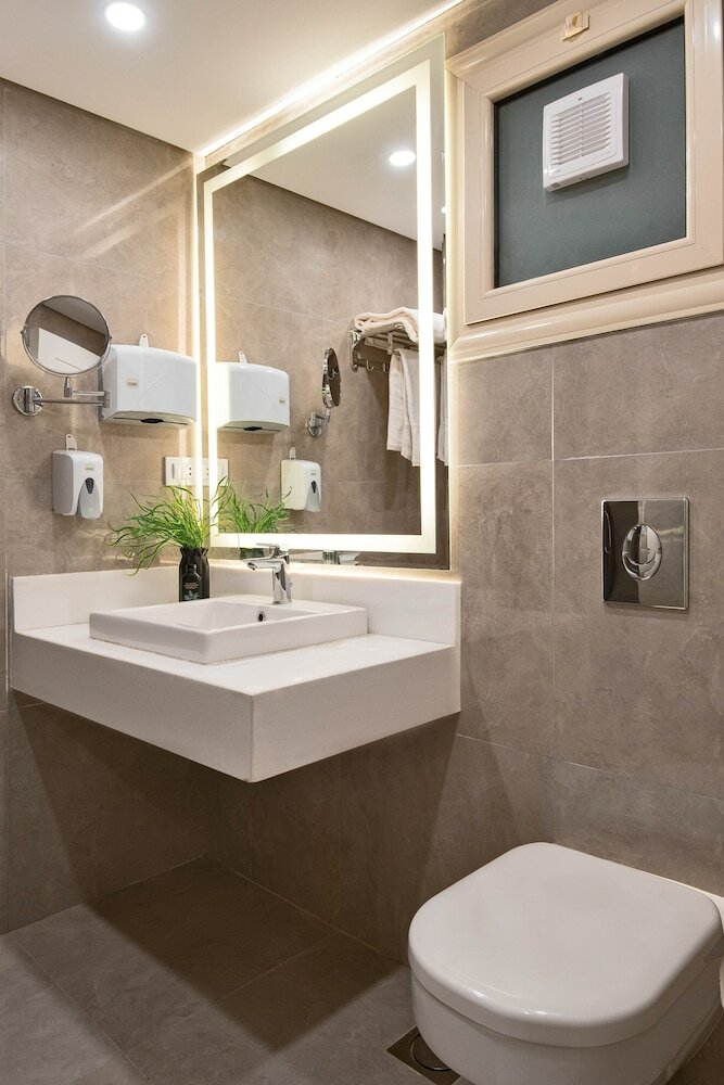 Фото Parkside Boutique Furnished Apartments