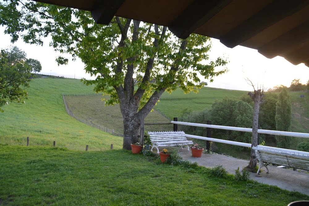 Фото Alarpe Aterpetxea - Hostel