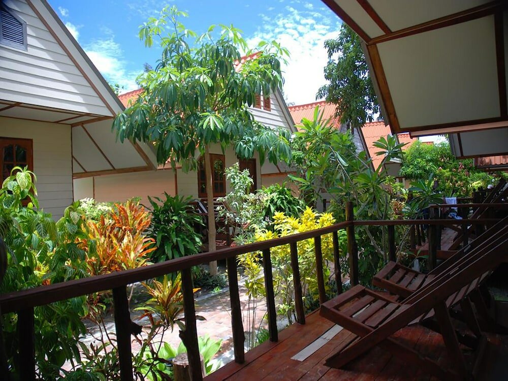 Фото Bundhaya Villas