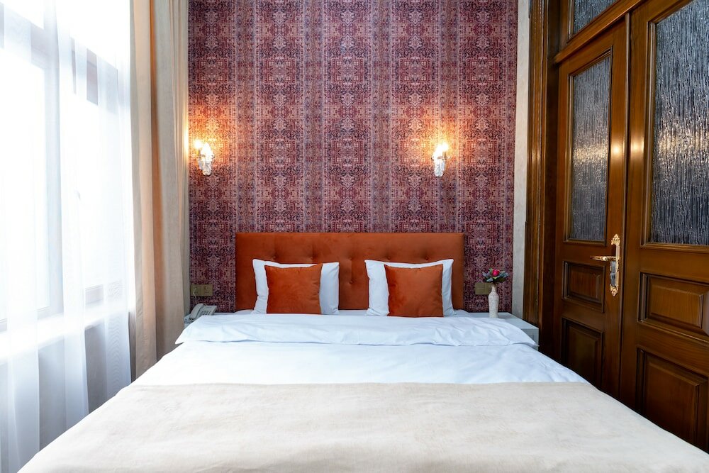 Фото Nizami Central Street Hotel