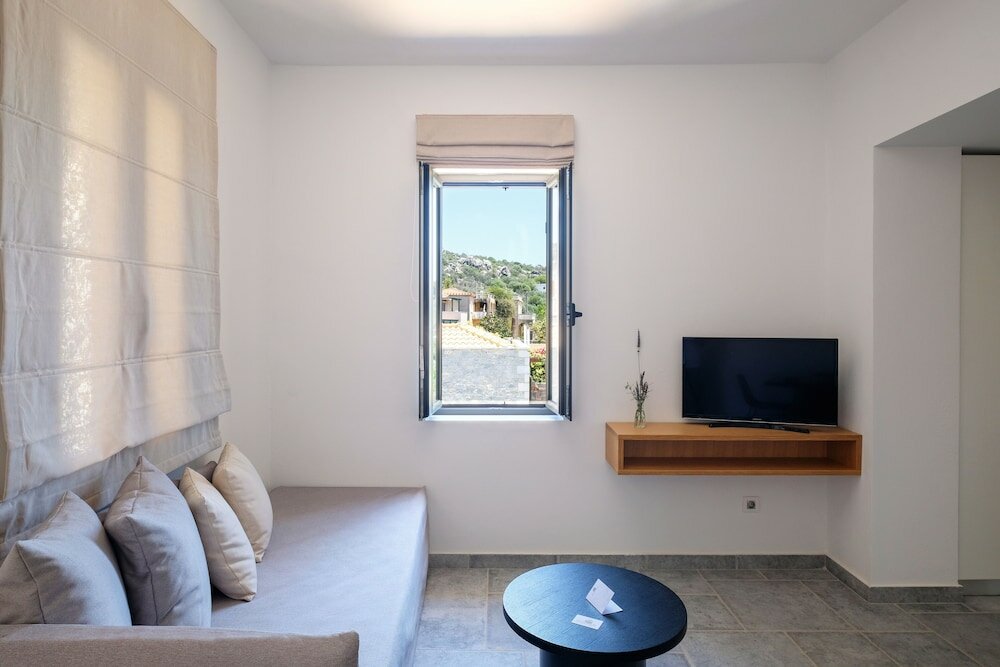 Фото Margo Beach Hotel