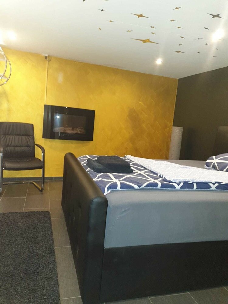 Фото 3 Bedroom Apartment at Lake Constance