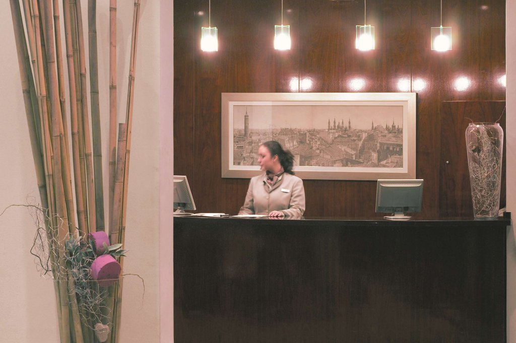 Фото Hesperia Zaragoza Centro