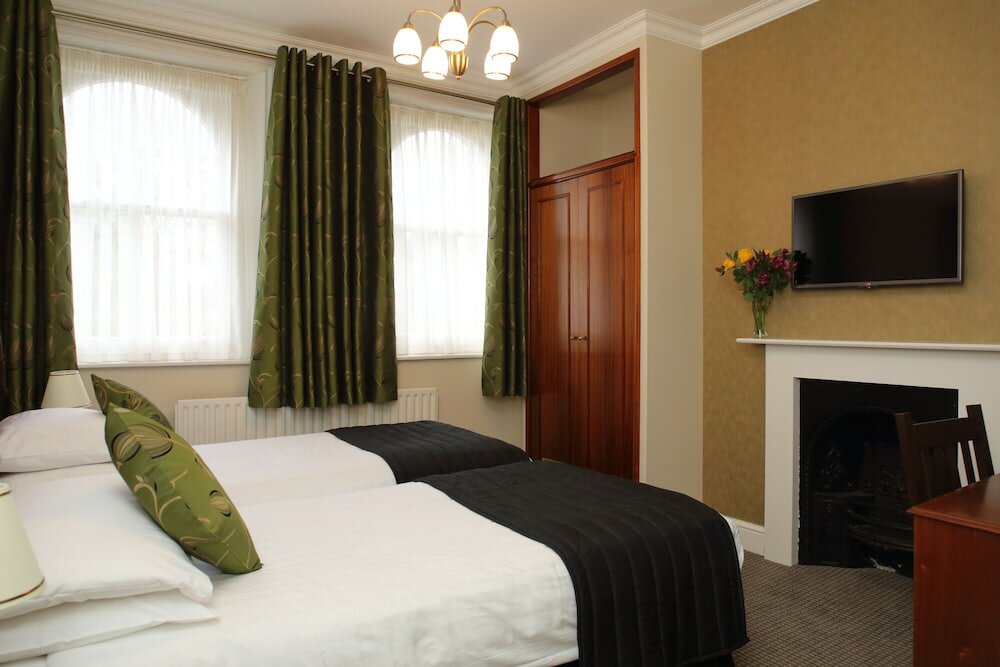 Фото Kensington Gardens Hotel