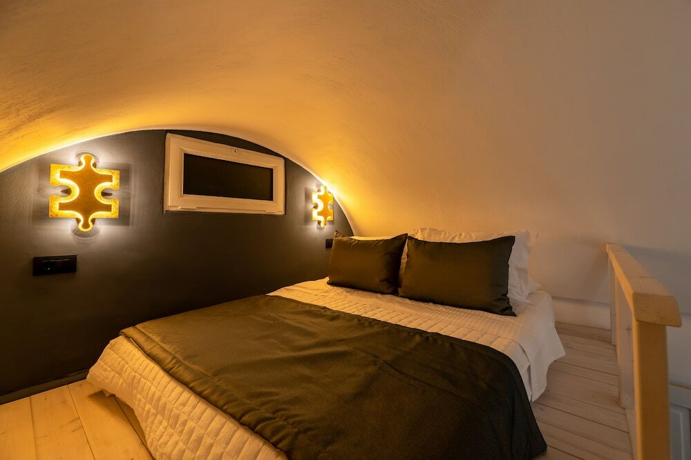 Фото The Penthouse Santorini