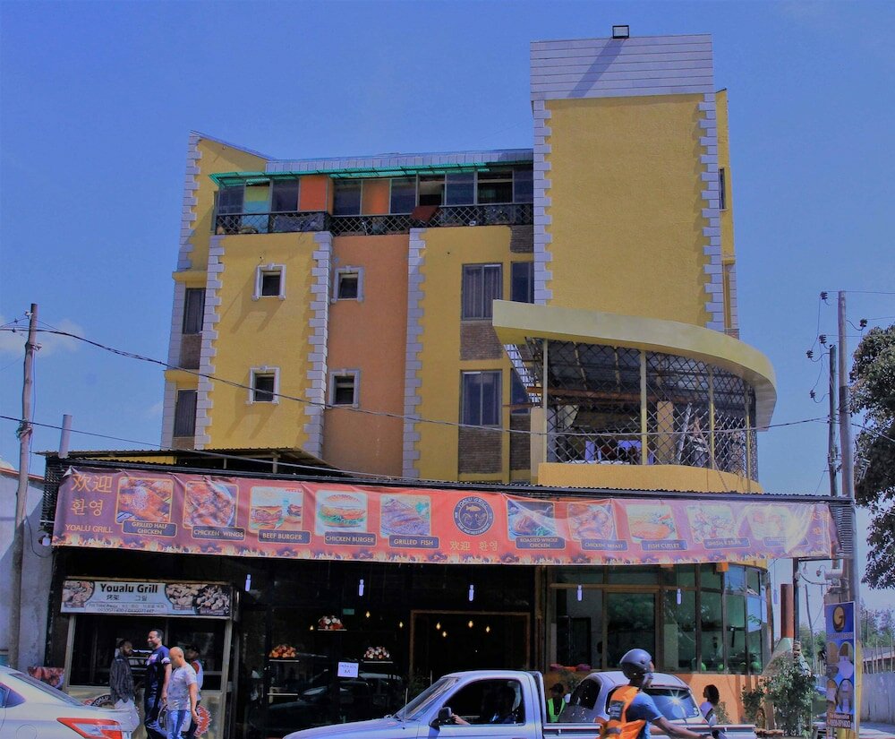 Фото отеля 1