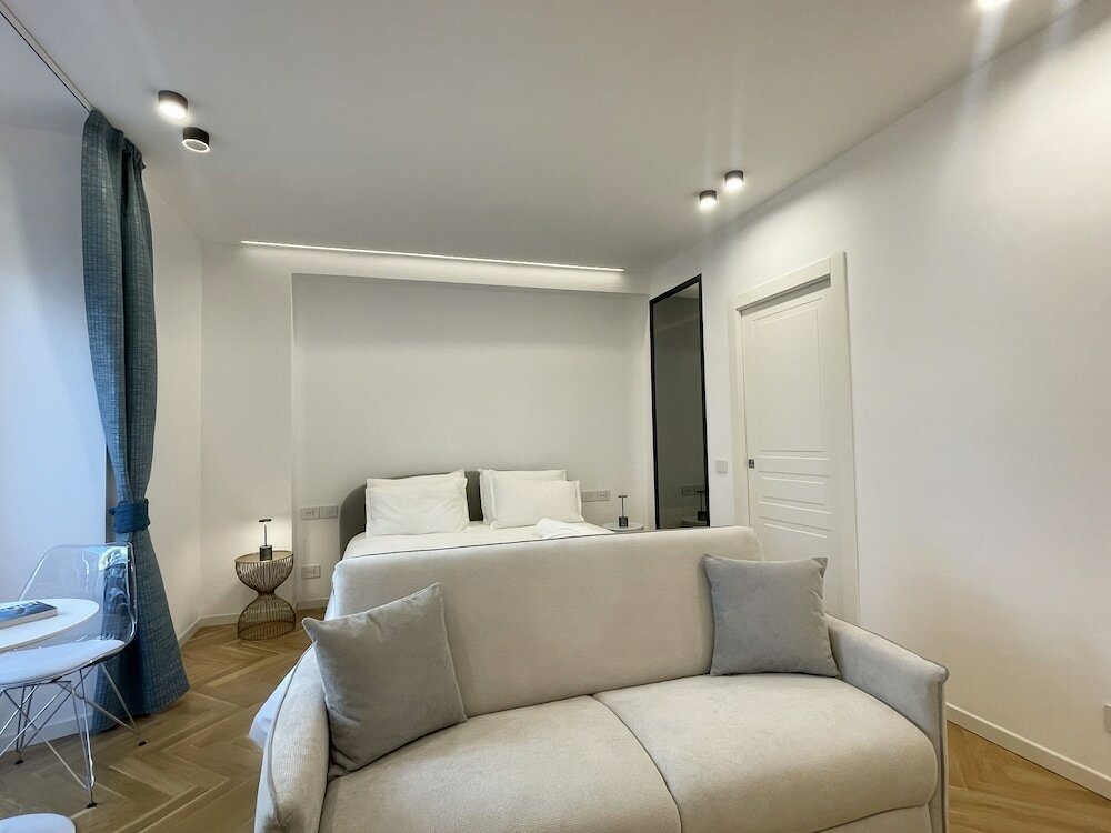 Фото B and G Boutique apt. -heart of Milano- Design District