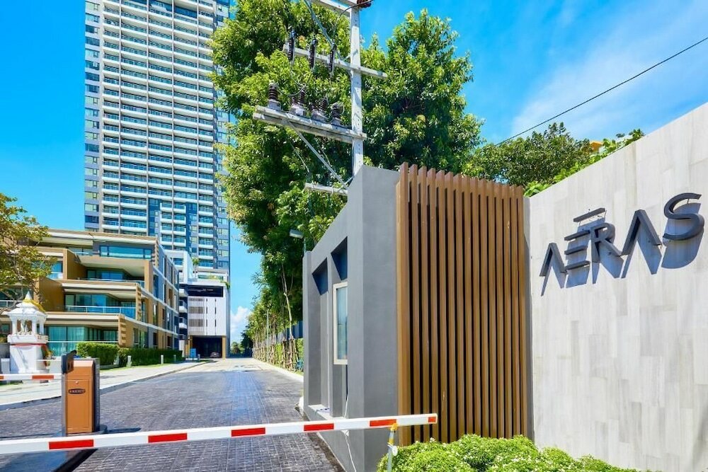 Фото Aeras Beachfront Jomtien Pattaya