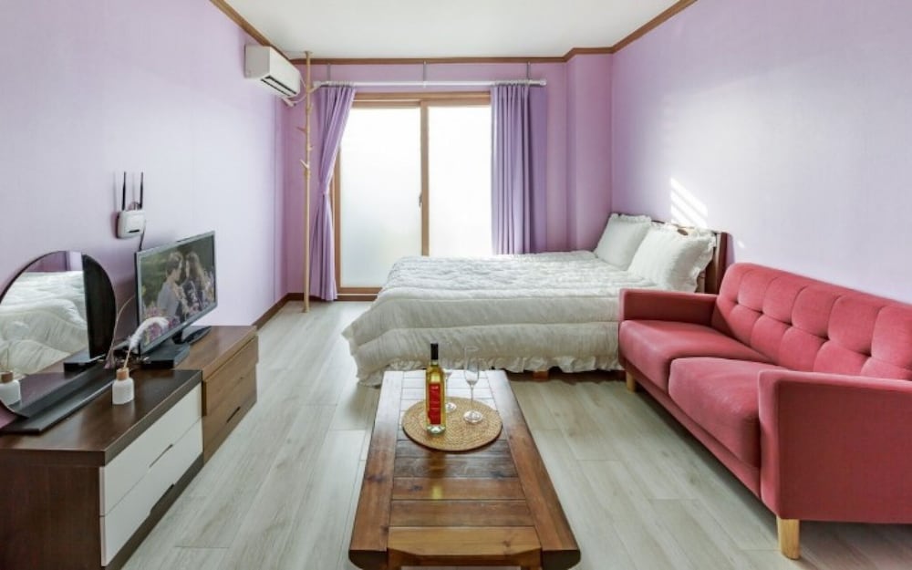 Фото Yeosu Glow Floor Pension