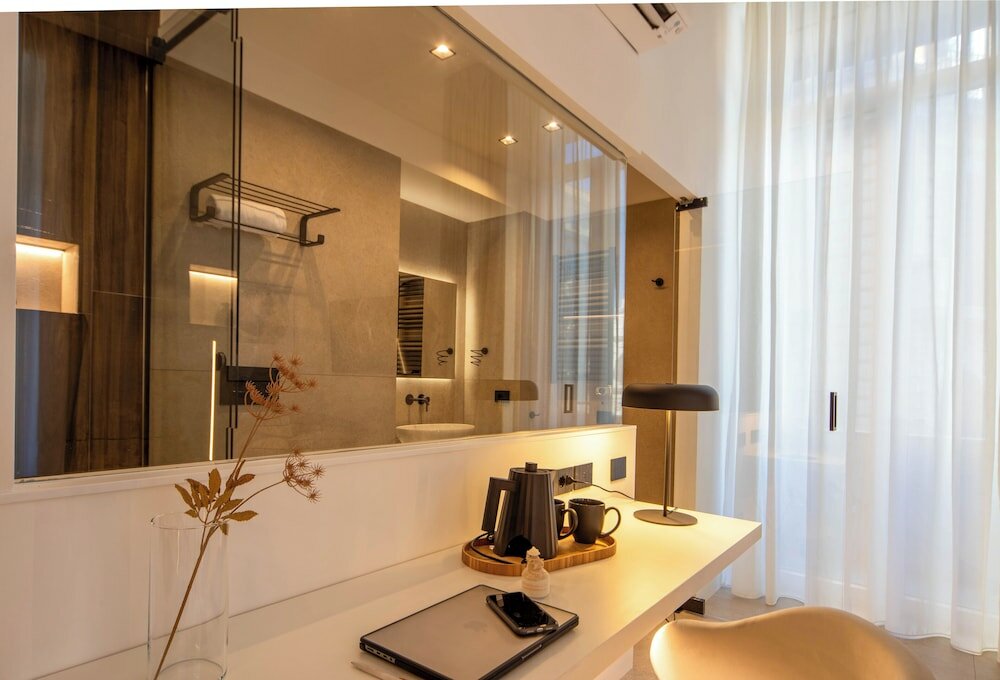 Фото Mamalu Studios and Suites