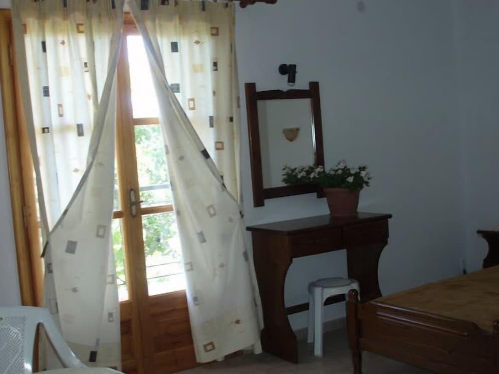 Фото Hellen Studios