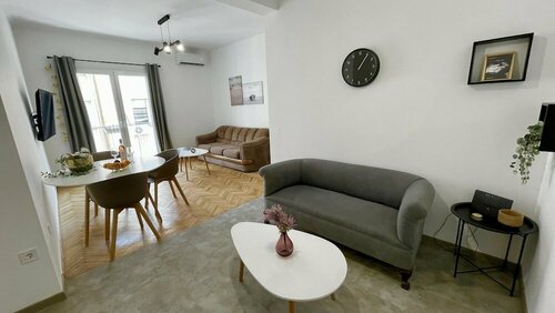Гостиница Amazing apt. close to cultural sites в Афинах