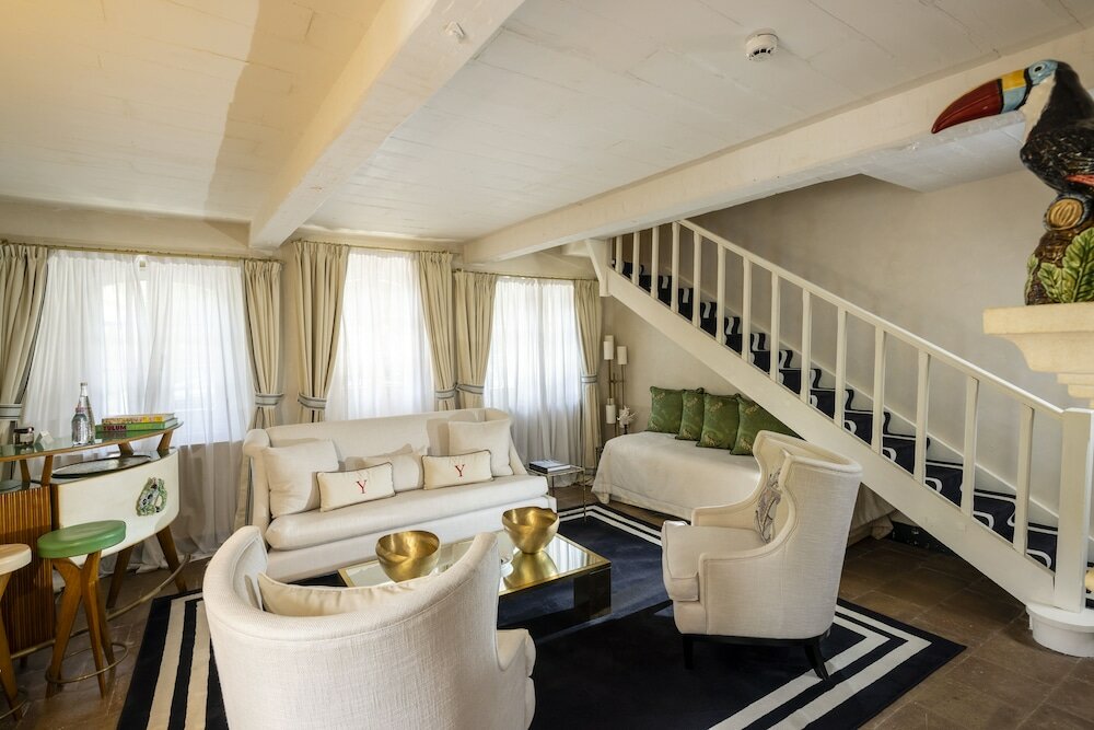 Фото Hôtel Le Yaca Saint-Tropez