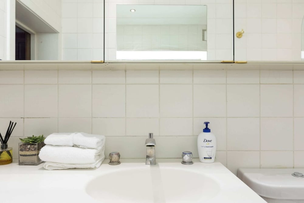 Фото Unique Studio in Kensington near Hyde Park