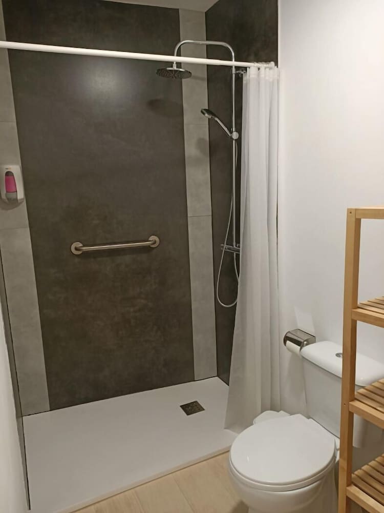 Фото Pilgrim Rooms & Apartments