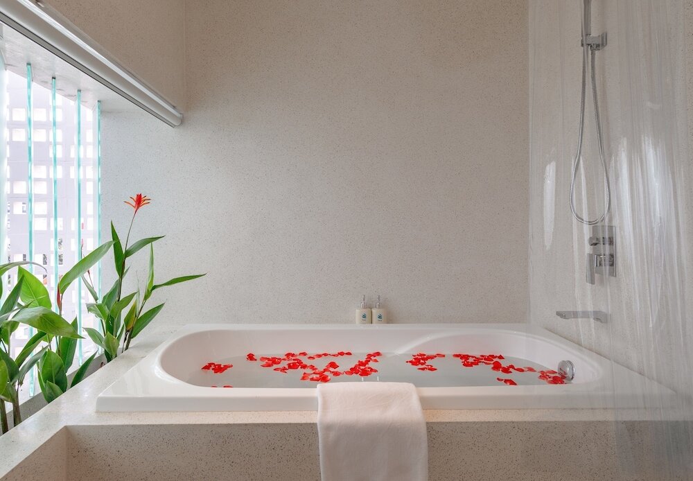 Фото Prana Boutique Hotel and Apartments