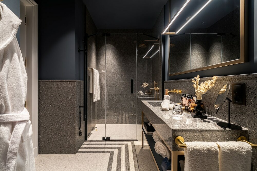 Фото Botaniq Castle of Tura