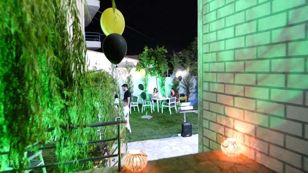 Фото Atlantis Hotel & Apartments