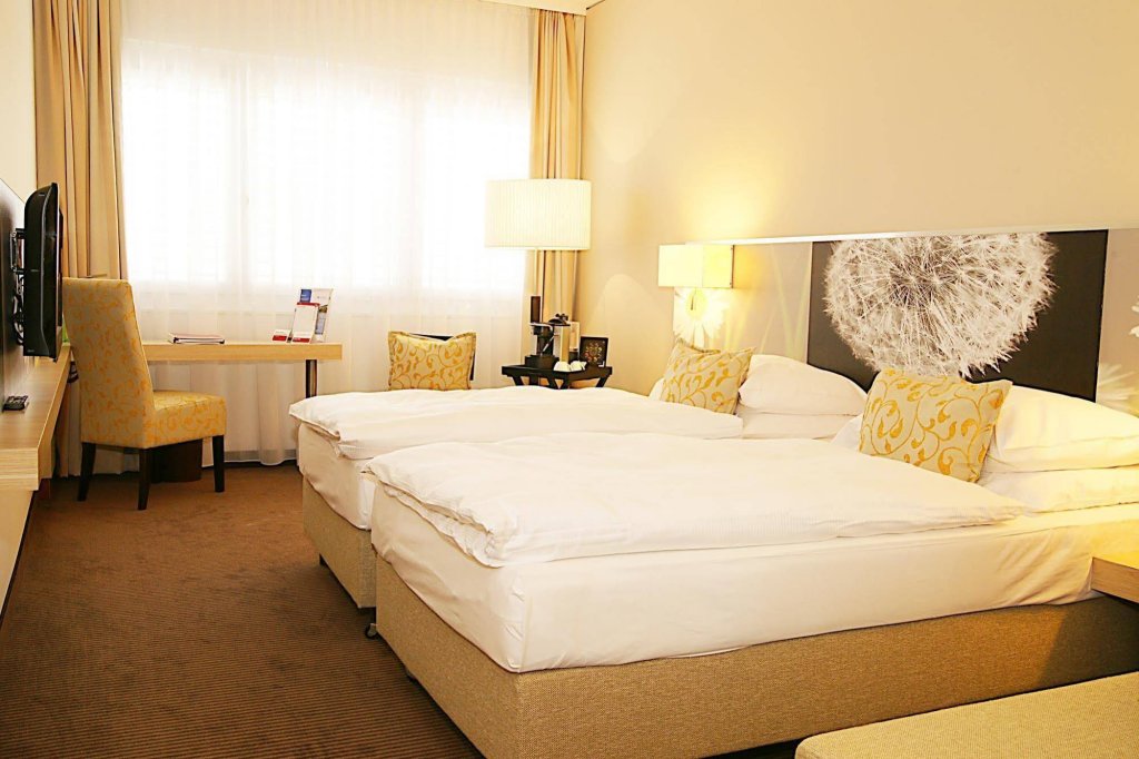 Фото H+ Hotel Zürich