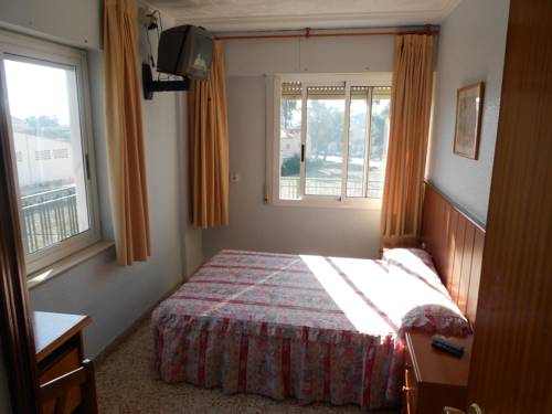 Фото Hostal El Palmeral