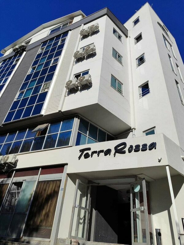 Гостиница Terra Rossa в Муратпаше