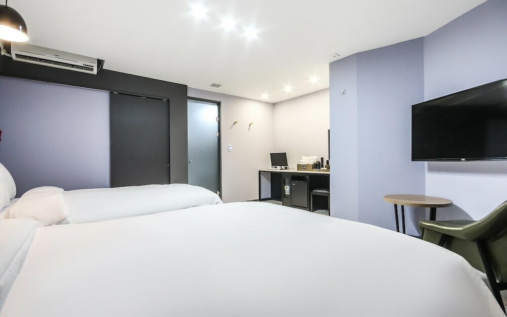 Фото Yeosu Hotel Y