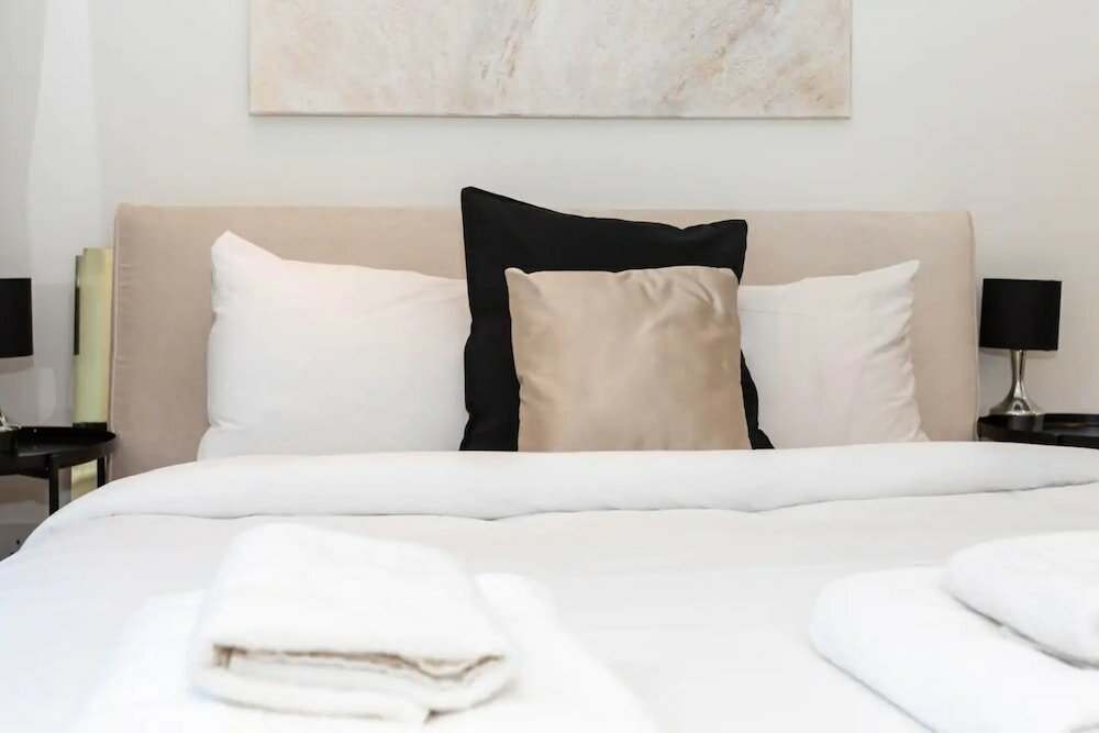 Фото Stylish and Central 1 Bedroom Flat in Fitzrovia