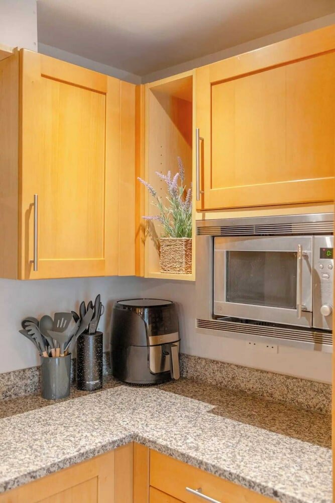 Фото Chic & Peaceful 2bd Flat - Hampstead