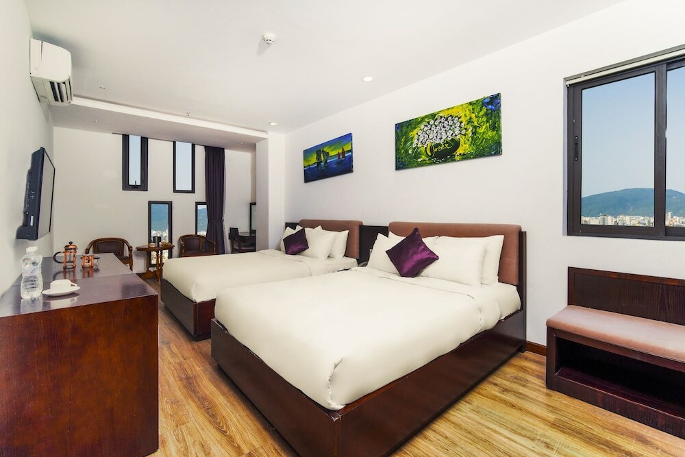 Фото Golden Sun Hotel