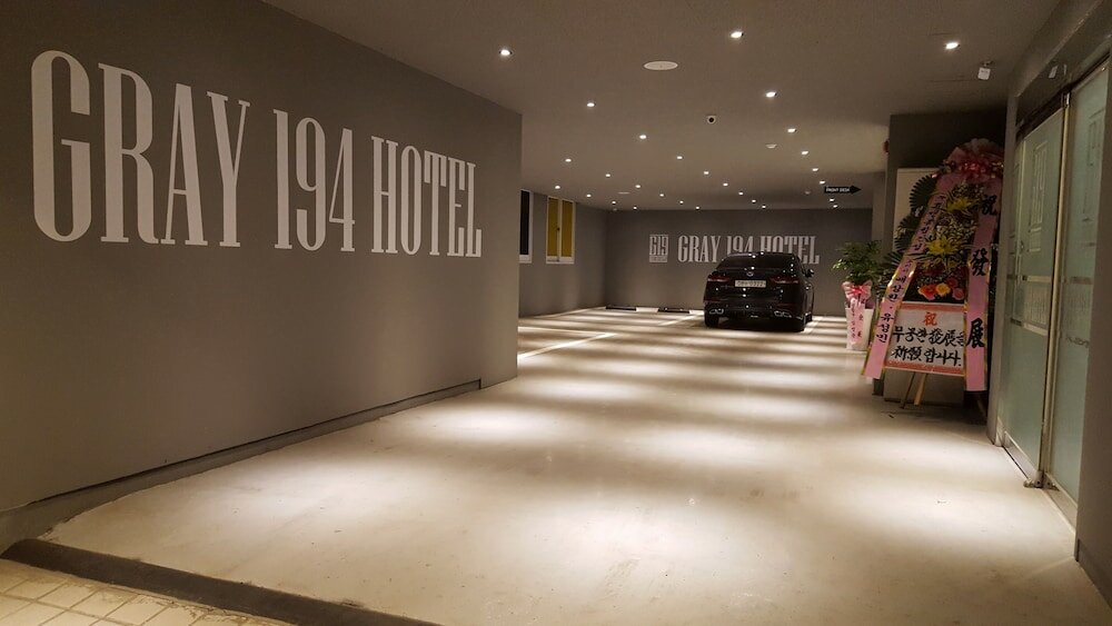 Фото Gray 194 Hotel