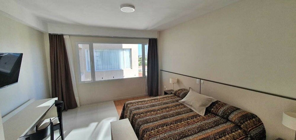 Фото Edificio Brown Departamentos Temporarios