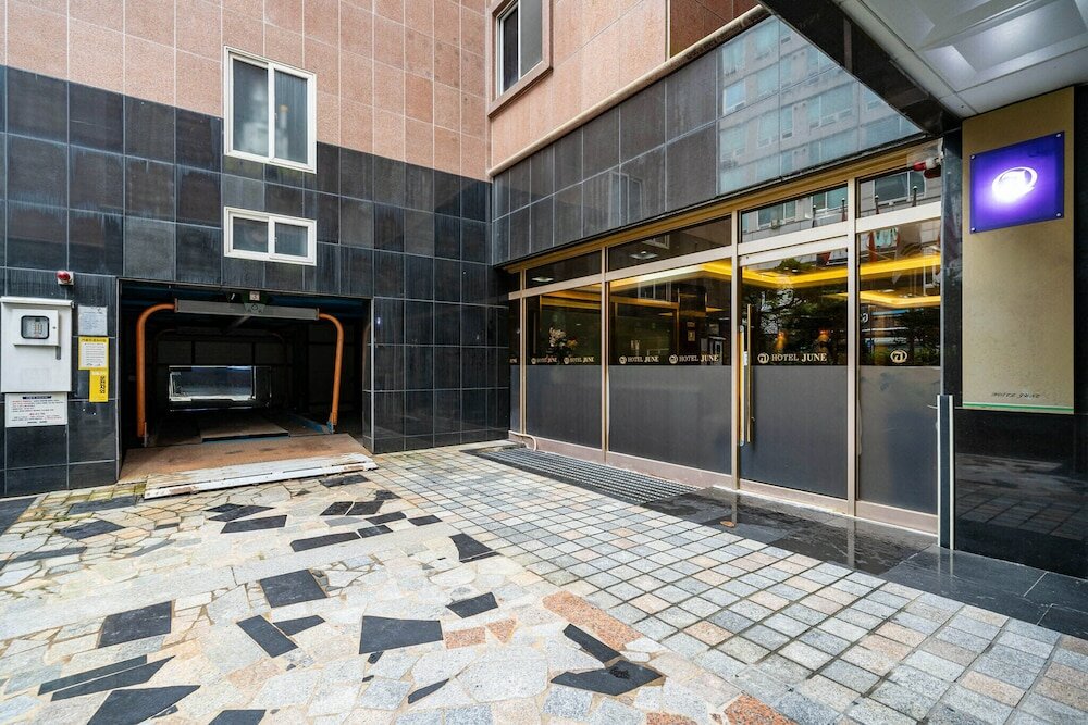 Фото Incheon Airport Hotel June