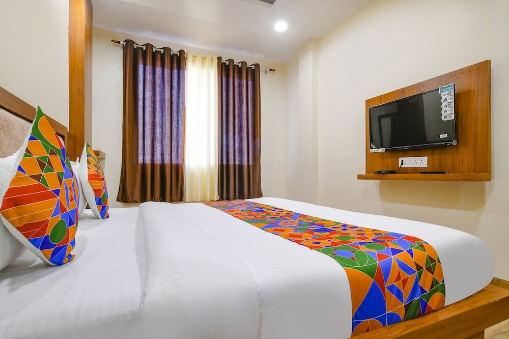 Фото Fabhotel Atharv