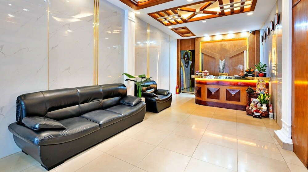 Фото Hanz Cosmos Central Hotel
