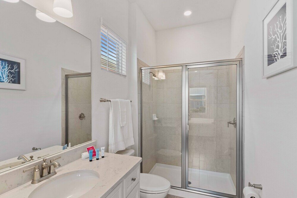 Фото 8000 Lost Shaker Lane