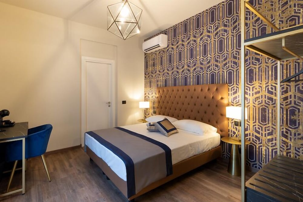 Фото The Time Home&Hotel