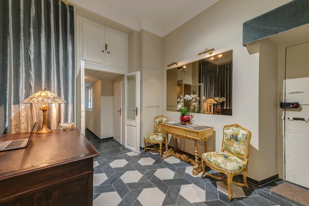 Фото Adrianus Hotel